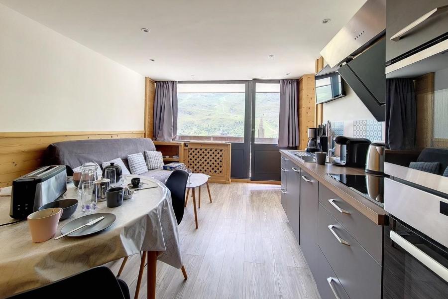 Rent in ski resort 2 room apartment 6 people (612) - Résidence les Aravis - Les Menuires - Living room