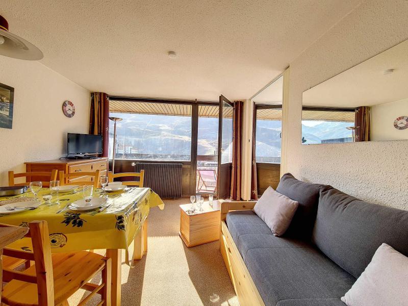 Rent in ski resort 2 room apartment 6 people (717) - Résidence les Aravis - Les Menuires - Living room