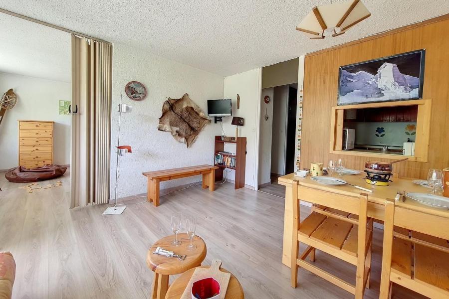 Alquiler al esquí Apartamento 2 piezas para 6 personas (417) - Résidence les Aravis - Les Menuires - Estancia