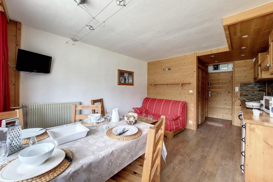 Ski verhuur Appartement 2 kamers 4 personen (0111) - Résidence les Aravis - Les Menuires - Woonkamer