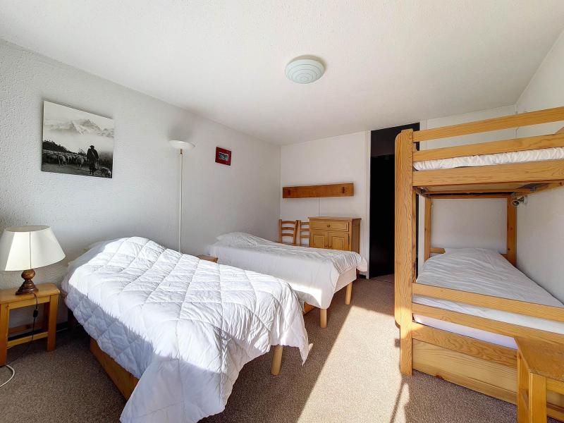 Ski verhuur Appartement 2 kamers 6 personen (717) - Résidence les Aravis - Les Menuires - Kamer