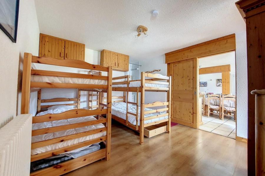 Ski verhuur Appartement 4 kamers bergnis 8 personen (113) - Résidence les Aravis - Les Menuires - Kamer