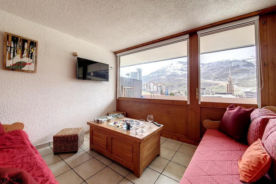 Ski verhuur Appartement 4 kamers bergnis 8 personen (113) - Résidence les Aravis - Les Menuires - Woonkamer