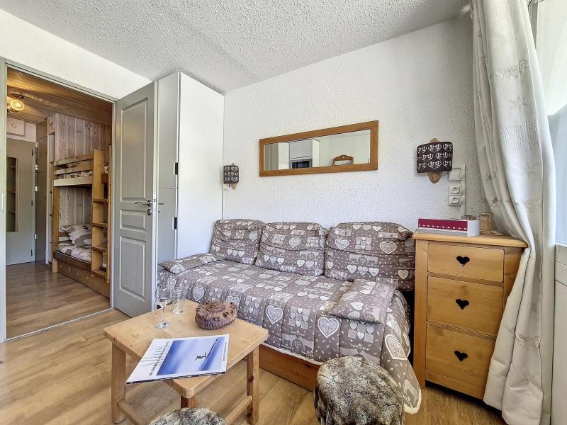 Ski verhuur Studio bergnis 4 personen (313) - Résidence les Aravis - Les Menuires - Woonkamer