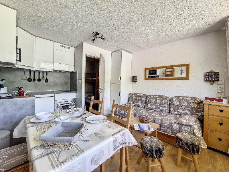 Skiverleih Studio Schlafnische 4 Personen (313) - Résidence les Aravis - Les Menuires - Wohnzimmer