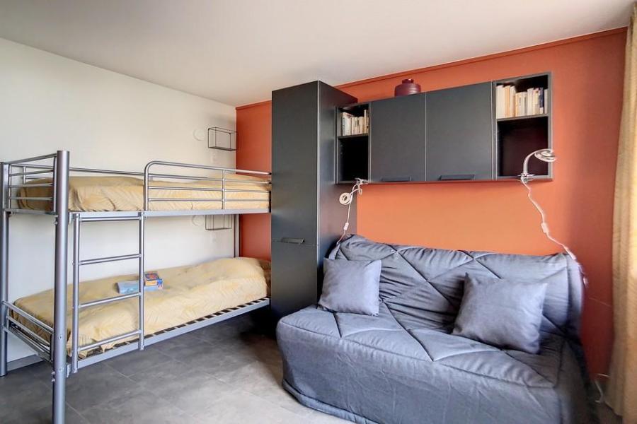 Rent in ski resort 2 room apartment 6 people (310) - Résidence les Charmettes - Les Menuires - Bedroom