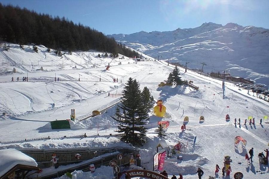 Rent in ski resort Studio 3 people (512) - Résidence les Charmettes - Les Menuires - Winter outside