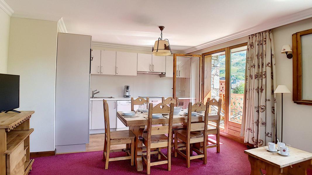 Rent in ski resort 3 room apartment 6 people (3) - Résidence les Cristaux - Les Menuires - Living room