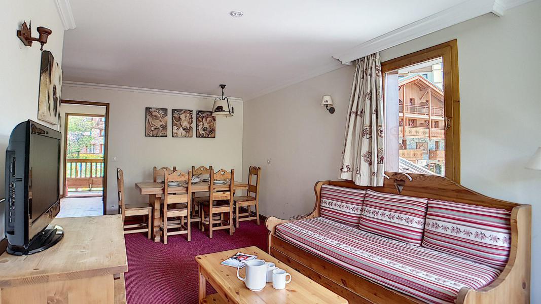 Rent in ski resort 3 room apartment 6 people (4) - Résidence les Cristaux - Les Menuires - Living room