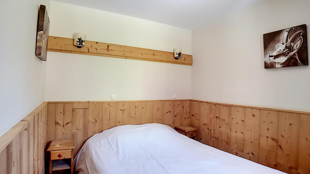 Rent in ski resort 3 room apartment 6 people (5) - Résidence les Cristaux - Les Menuires - Bedroom