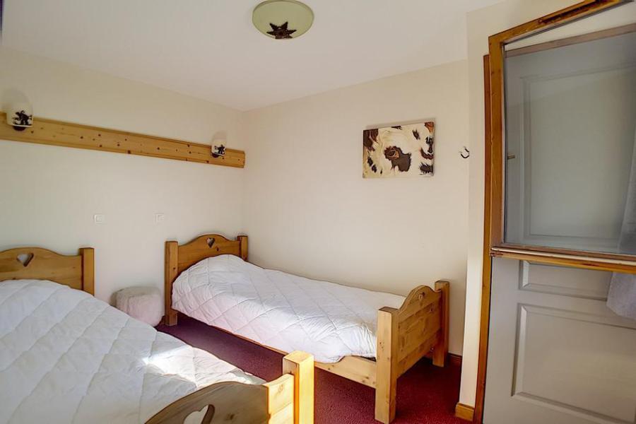 Skiverleih 3-Zimmer-Appartment für 6 Personen (6) - Résidence les Cristaux - Les Menuires - Schlafzimmer