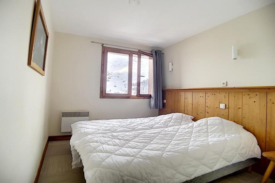 Skiverleih 4-Zimmer-Appartment für 8 Personen (22) - Résidence les Cristaux - Les Menuires - Schlafzimmer