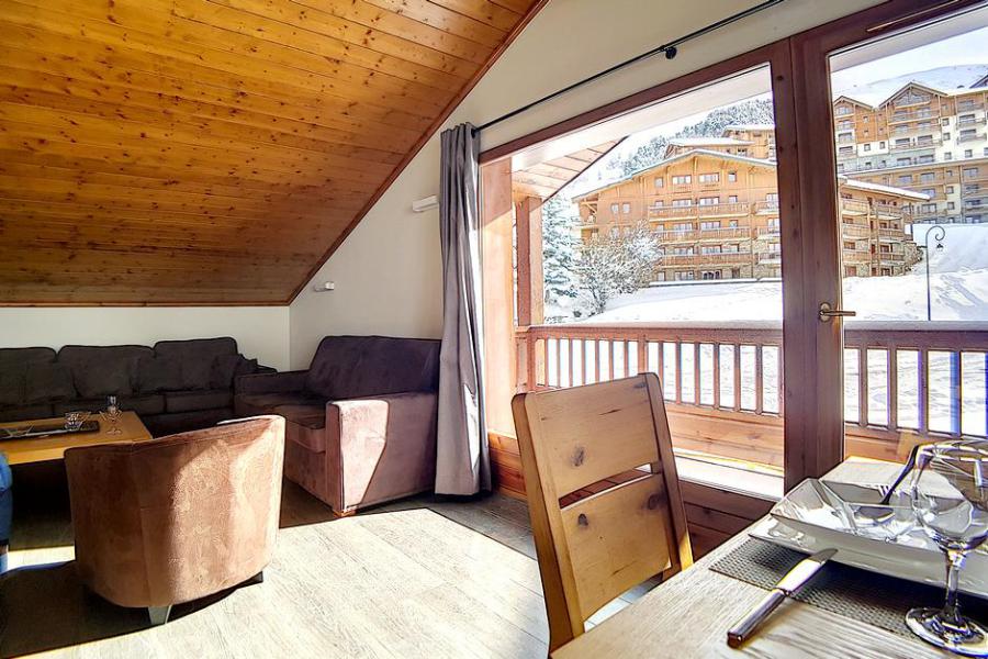 Ski verhuur Appartement 4 kamers 10 personen (28) - Résidence les Cristaux - Les Menuires - Woonkamer