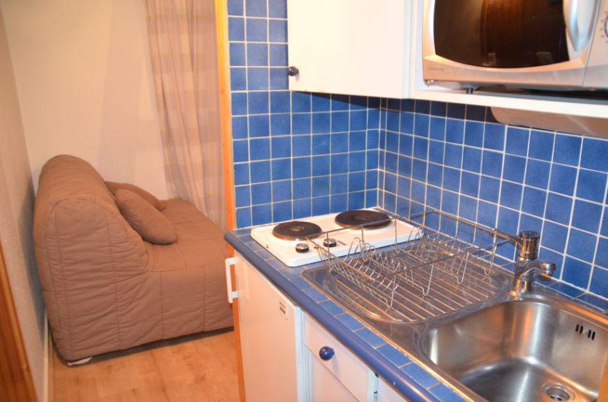 Rent in ski resort Studio 2 people (1306) - Résidence les Dorons - Les Menuires - Kitchenette