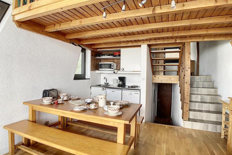Rent in ski resort 2 room duplex apartment 6 people (601) - Résidence les Evons - Les Menuires - Kitchen