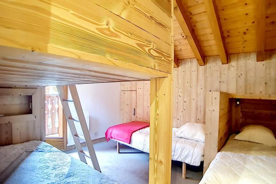 Rent in ski resort 4 room duplex apartment 10 people (1217) - Résidence les Valmonts - Les Menuires - Bedroom