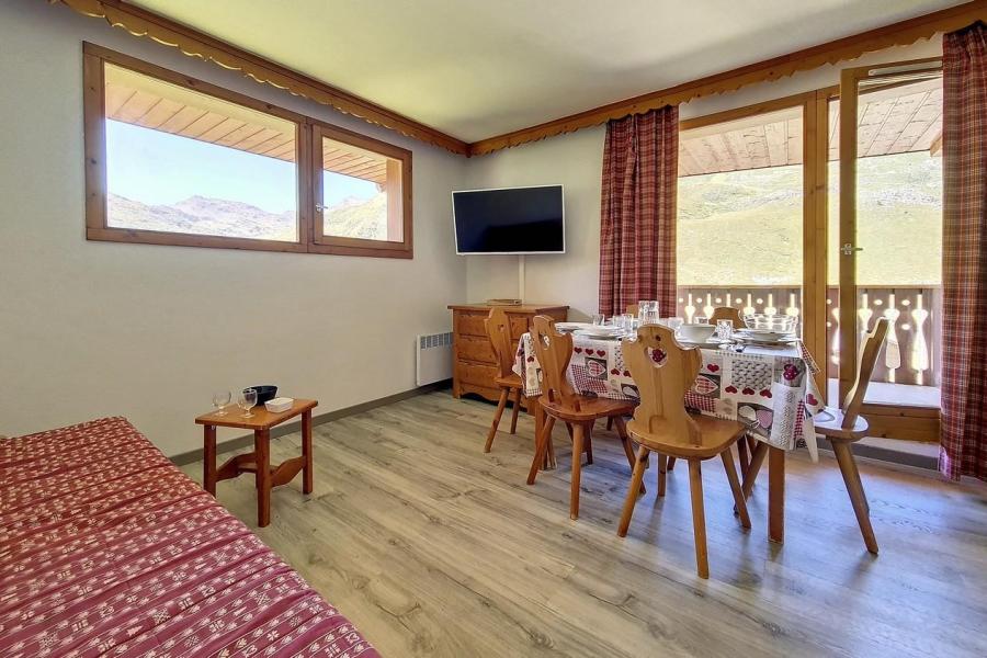 Ski verhuur Appartement 3 kamers 6 personen (205) - Résidence les Valmonts - Les Menuires - Woonkamer