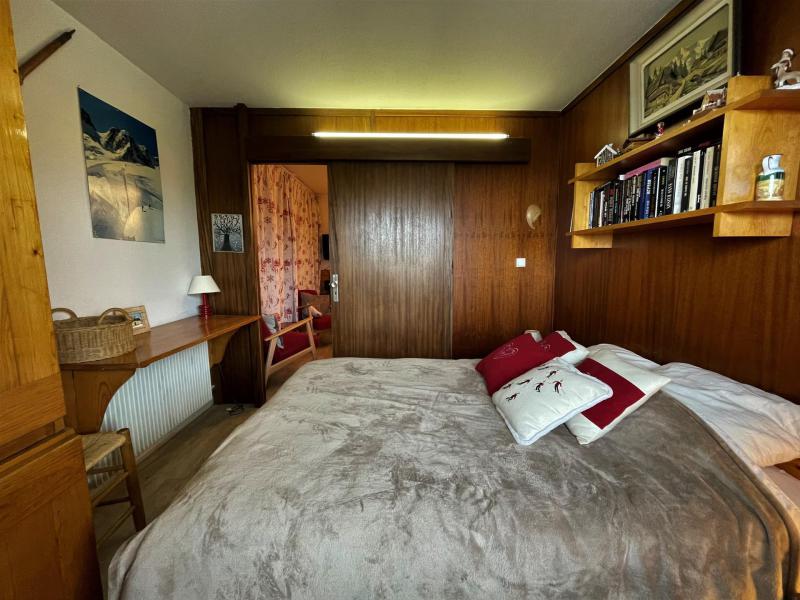 Rent in ski resort 3 room apartment 6 people (47) - Résidence Oisans - Les Menuires - Bedroom