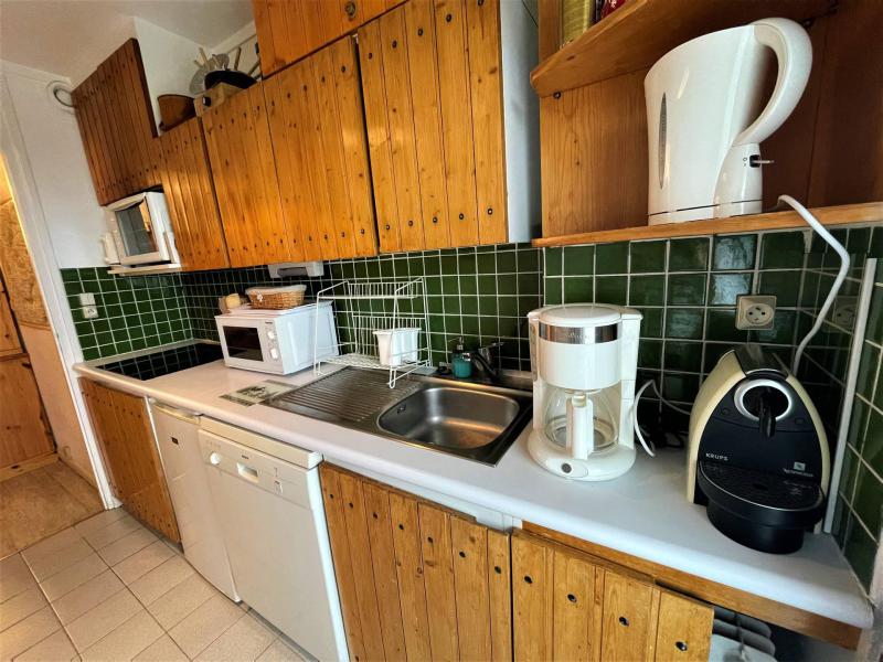 Rent in ski resort 3 room apartment 6 people (47) - Résidence Oisans - Les Menuires - Kitchen