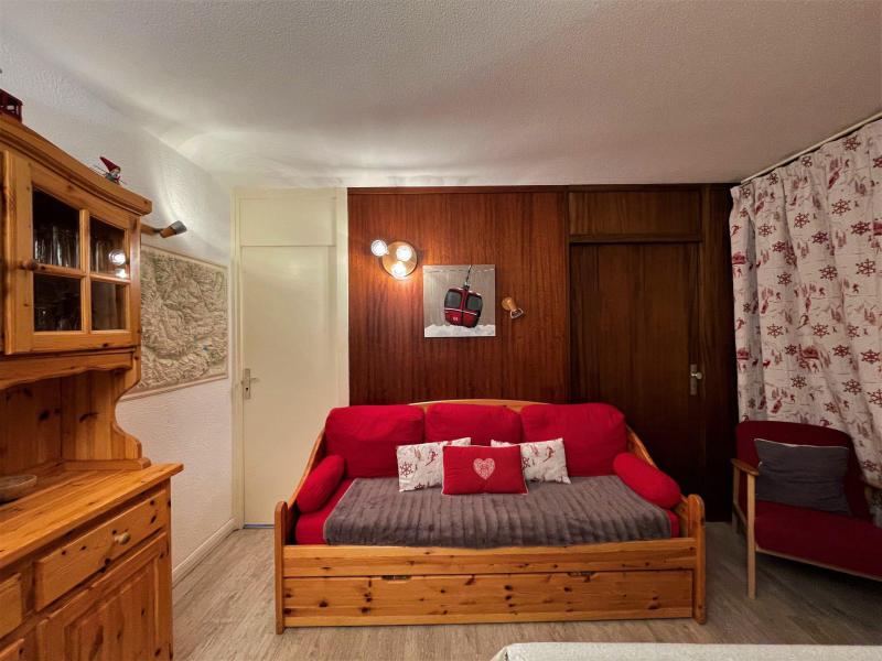 Rent in ski resort 3 room apartment 6 people (47) - Résidence Oisans - Les Menuires - Living room