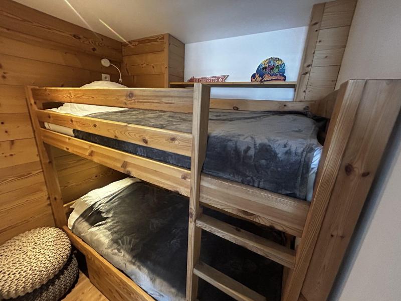 Rent in ski resort Studio cabin 4 people (22) - Résidence Oisans - Les Menuires - Bedroom
