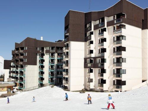 Location au ski Résidence Pierre & Vacances les Combes - Les Menuires - Extérieur hiver
