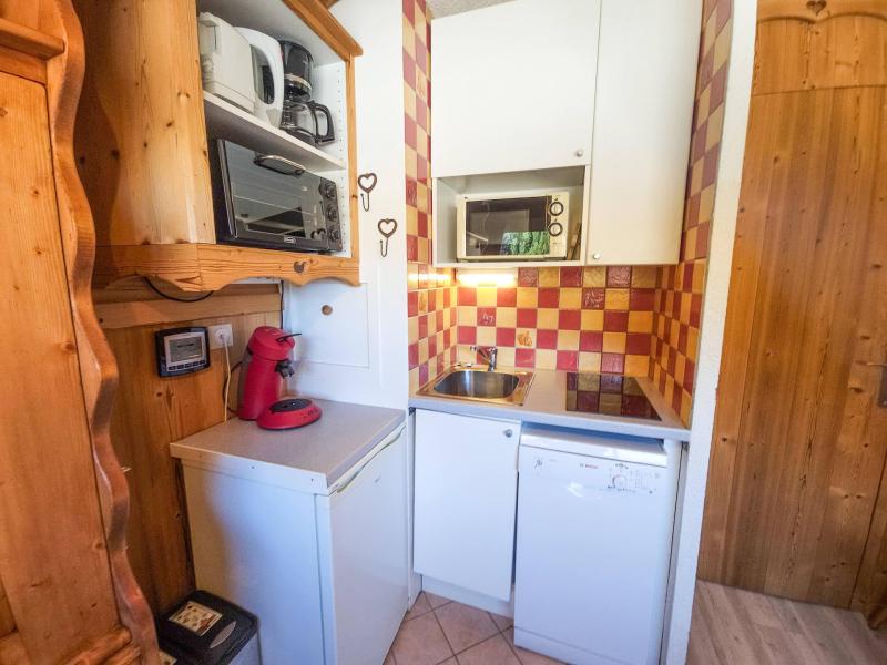 Rent in ski resort Studio 2 people (835) - Résidence Trois Marches - Les Menuires - Kitchen