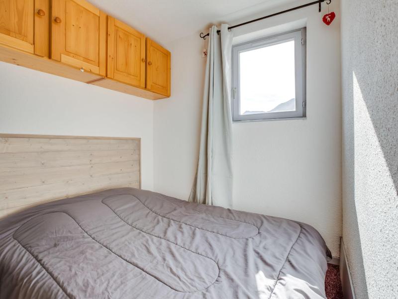 Skiverleih 2-Zimmer-Appartment für 4 Personen (8) - Ski Soleil - Les Menuires - Wohnzimmer