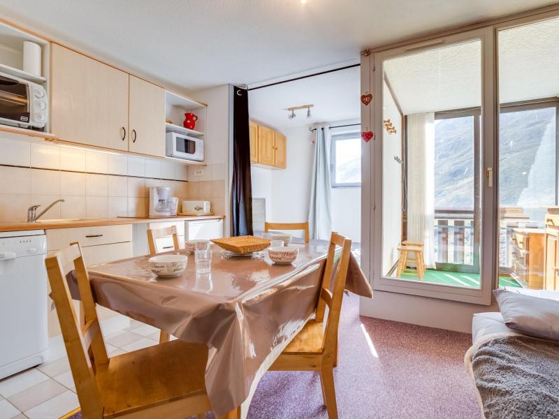 Skiverleih 2-Zimmer-Appartment für 4 Personen (8) - Ski Soleil - Les Menuires - Wohnzimmer