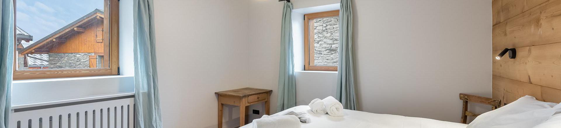 Rent in ski resort 6 room chalet 12 people - Chalet Blom - Les Menuires - Bedroom