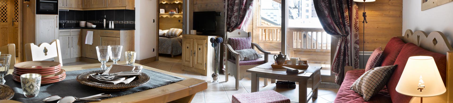 Rent in ski resort Résidence les Clarines - Les Menuires - Living room