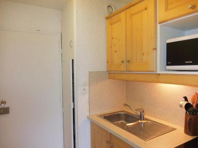 Rent in ski resort 1 room apartment 4 people (3) - Aravis - Les Menuires - Kitchenette