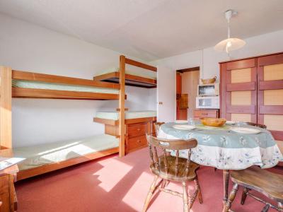 Ski verhuur Appartement 1 kamers 4 personen (5) - Aravis - Les Menuires - Woonkamer