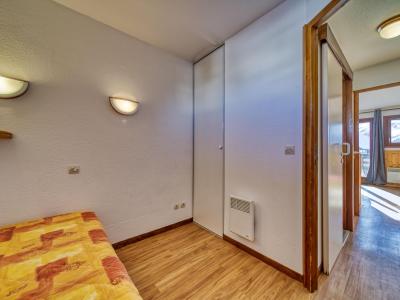 Rent in ski resort 2 room apartment 4 people (4) - Balcons d'Olympie - Les Menuires - Apartment