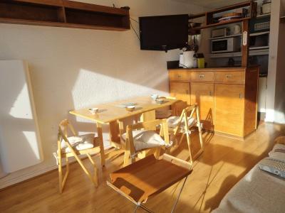 Location au ski Studio 4 personnes (19) - Brelin - Les Menuires - Appartement