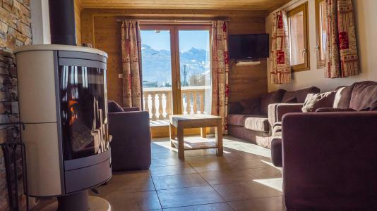 Rent in ski resort Chalet Eglantier - Les Menuires - Stove