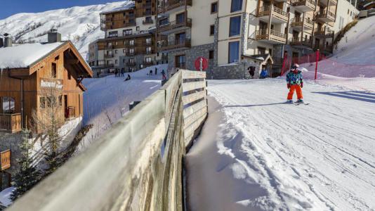 Location au ski Chalet Geffriand - Les Menuires - Extérieur hiver