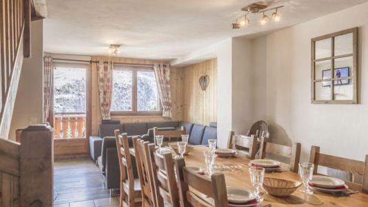 Rent in ski resort Chalet Geffriand - Les Menuires - Dining area