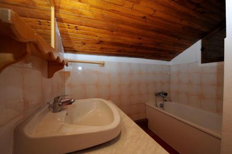 Skiverleih 3-Zimmer-Appartment für 8 Personen (2) - Chalet le Génépi - Les Menuires - Badewanne