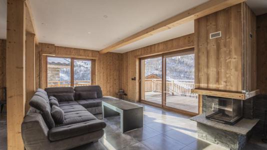 Rent in ski resort Chalet Matangie - Les Menuires - Living room