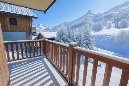 Location au ski Appartement 4 pièces 6 personnes (B4) - Chalets du Doron - Les Menuires - Extérieur hiver
