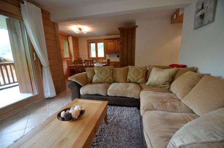 Rent in ski resort 4 room apartment 6 people (B4) - Chalets du Doron - Les Menuires - Living room