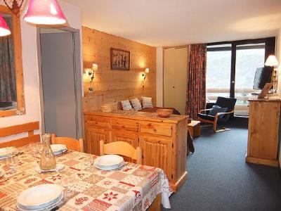 Ski verhuur Appartement 2 kamers 5 personen (1) - Chanteneige la Croisette - Les Menuires - Woonkamer