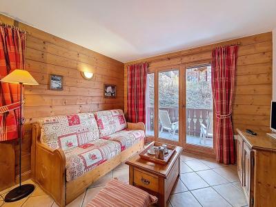 Rent in ski resort 3 room apartment 6 people (B11) - Hameau des Airelles - Les Menuires - Living room