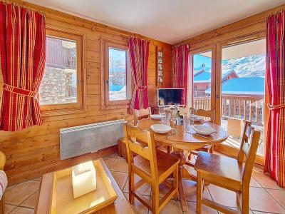 Location au ski Appartement 2 pièces 4 personnes (V17) - Hameau des Airelles - Les Menuires - Séjour