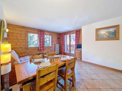 Ski verhuur Appartement 3 kamers 6 personen (A7) - Hameau des Airelles - Les Menuires - Woonkamer