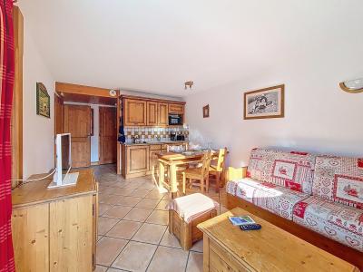 Ski verhuur Appartement 3 kamers 6 personen (E8) - Hameau des Airelles - Les Menuires - Woonkamer