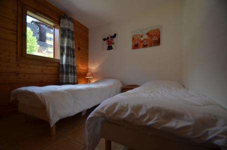 Аренда на лыжном курорте Апартаменты 4 комнат 6 чел. (A7) - Hameau des Marmottes - Les Menuires - Комната