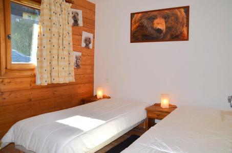 Rent in ski resort 4 room apartment 6 people (A7) - Hameau des Marmottes - Les Menuires - Bedroom