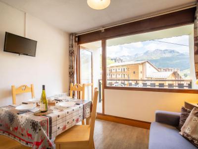 Rent in ski resort 2 room apartment 4 people (1) - L'Argousier - Les Menuires - Living room